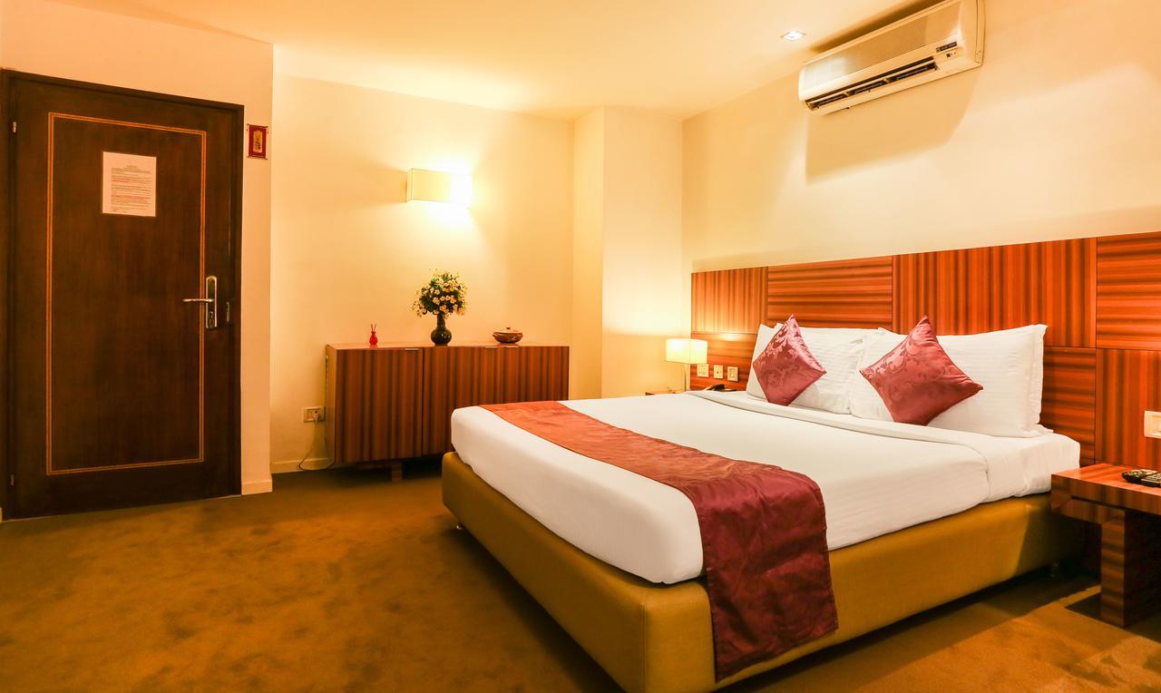 Treebo Trend Wilson Garden Hotel Bangalore Exterior foto