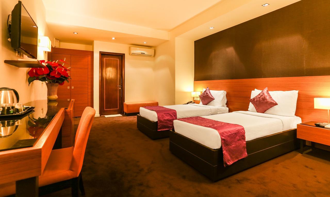 Treebo Trend Wilson Garden Hotel Bangalore Exterior foto